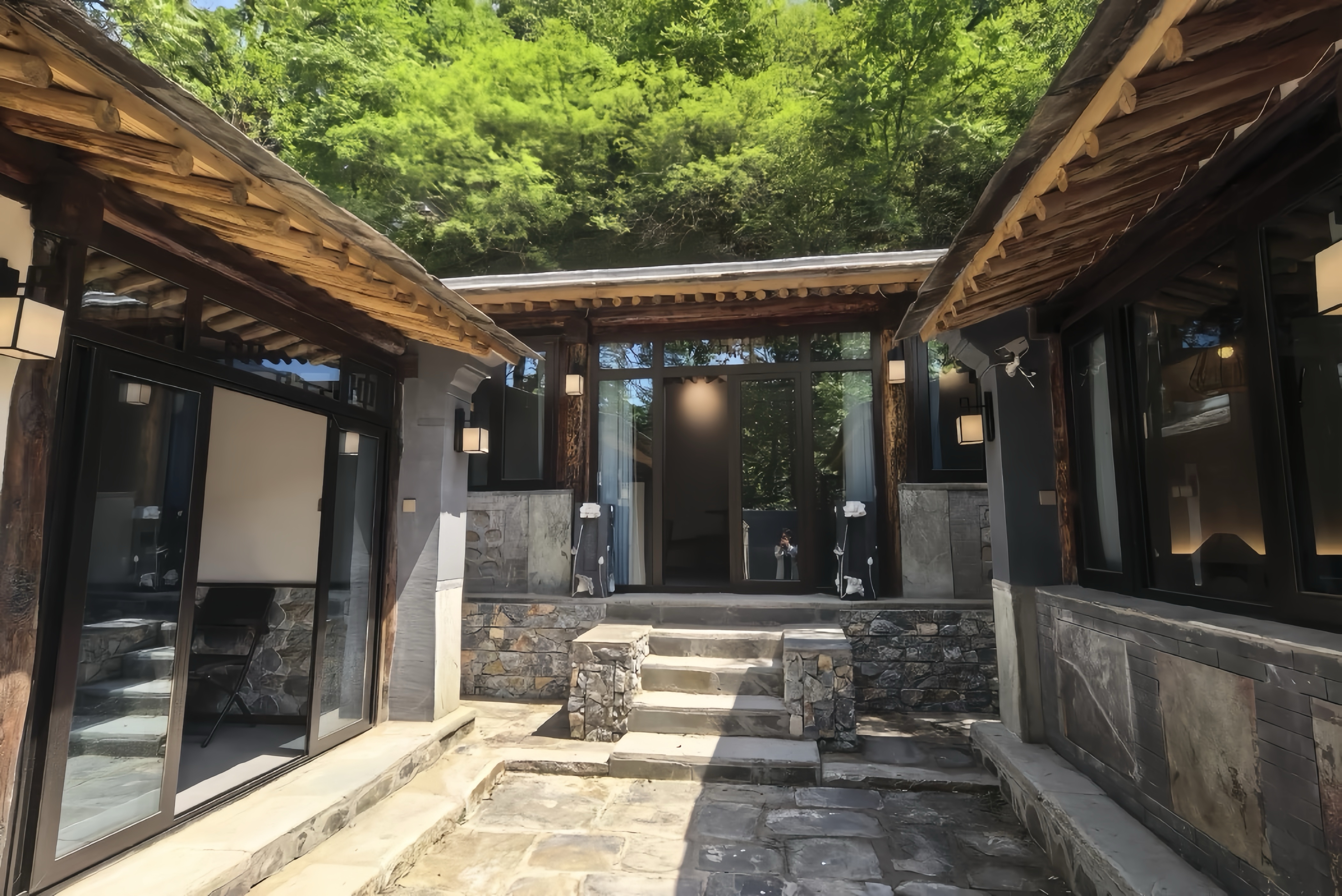 奉先金银山民宿(1).jpg